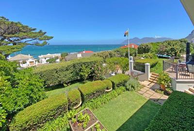 House For Sale in Kalk Bay, Cape Town