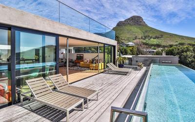 House For Sale in Higgovale, Cape Town